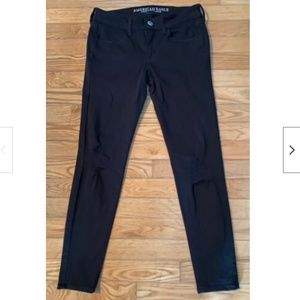 AMERICAN EAGLE OUTFITTERS Twill Super Stretch Denim Black Jeggings Jeans